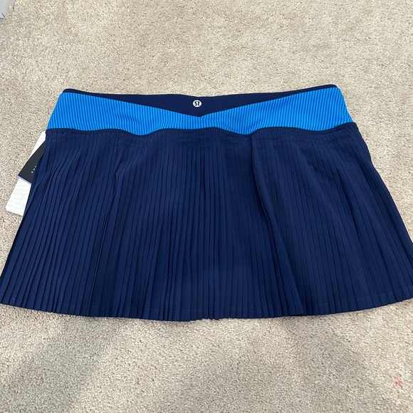 Lululemon Time To Shine Skirt 10 NWT - Picture 7 of 7